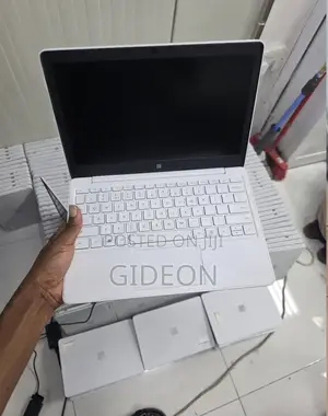 Laptop Microsoft Surface Laptop SE 8GB Intel SSD 128GB