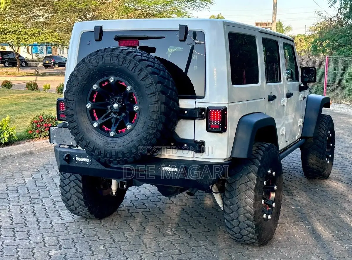 Jeep Wrangler 2017 Silver
