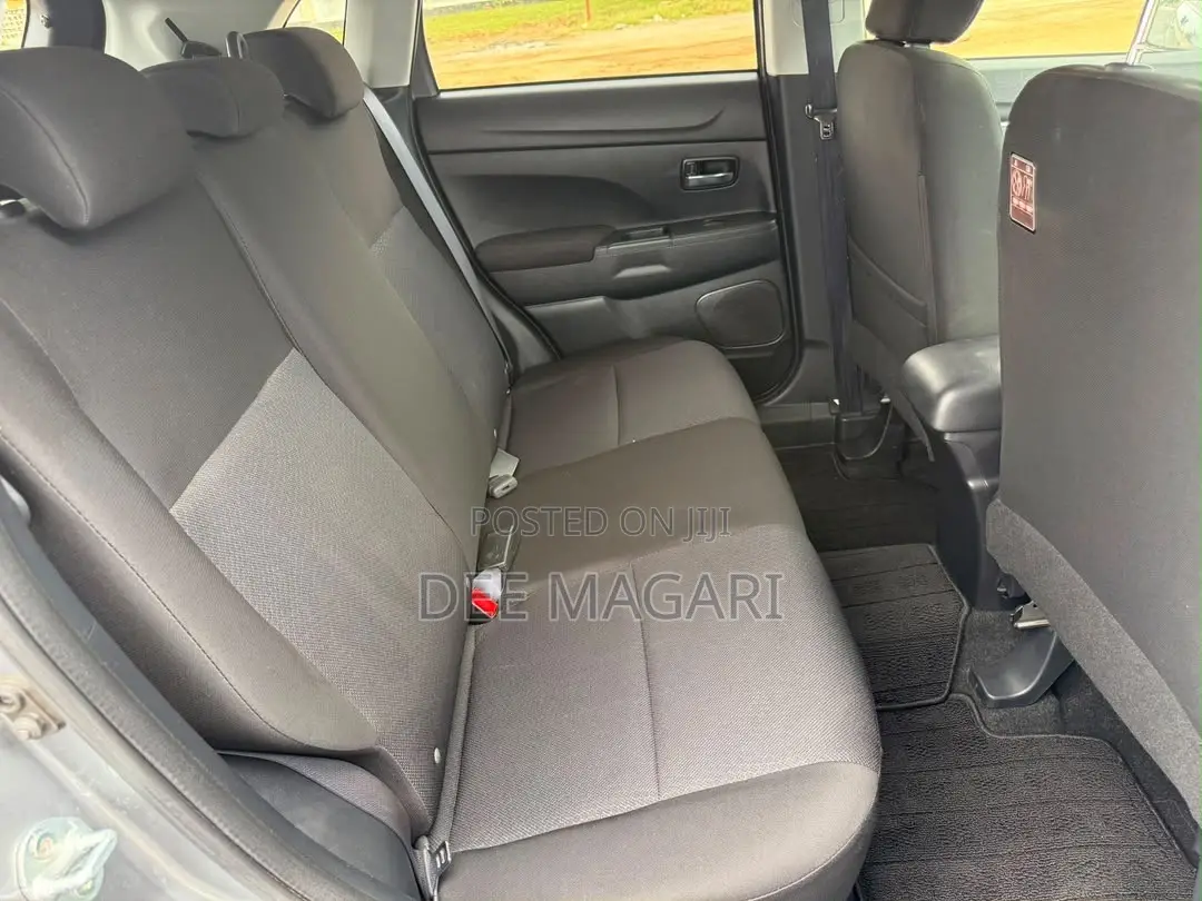 Mitsubishi RVR 2010 Gray