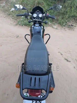 TVS HLX 125 2025 Black