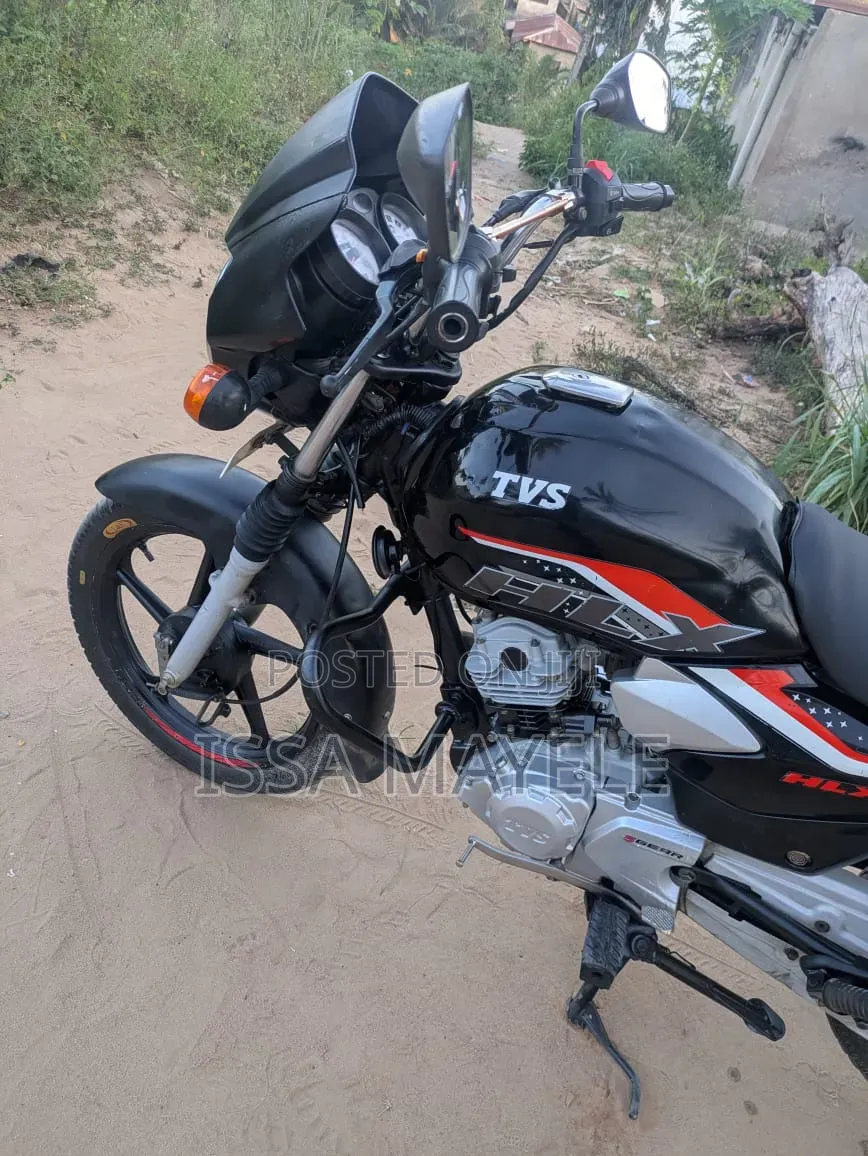 TVS HLX 125 2025 Black