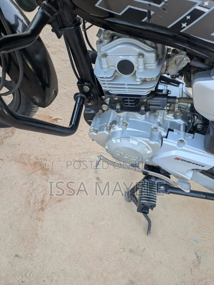 TVS HLX 125 2025 Black