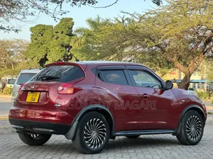 Nissan Juke 2012 Red