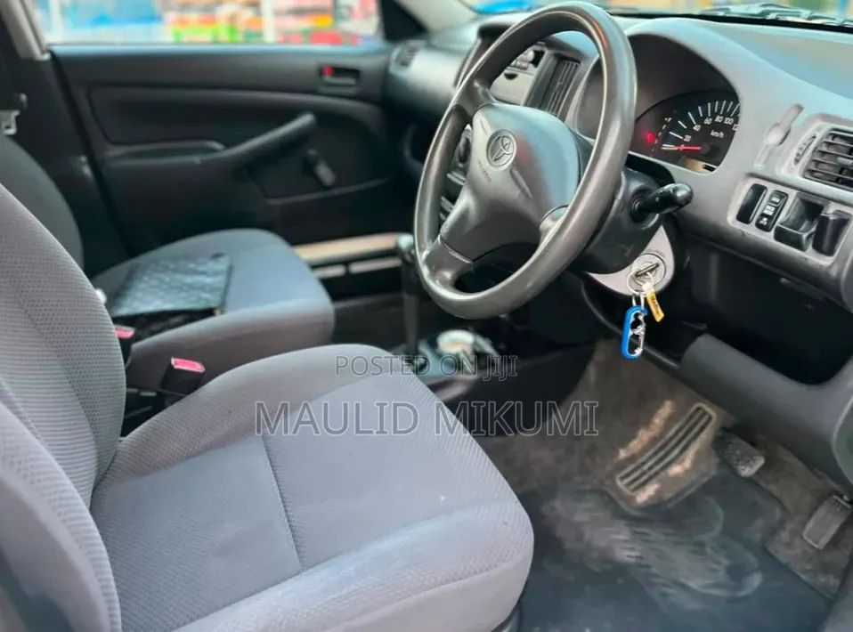 Toyota Probox 2005 White