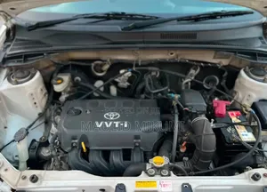 Toyota Probox 2005 White