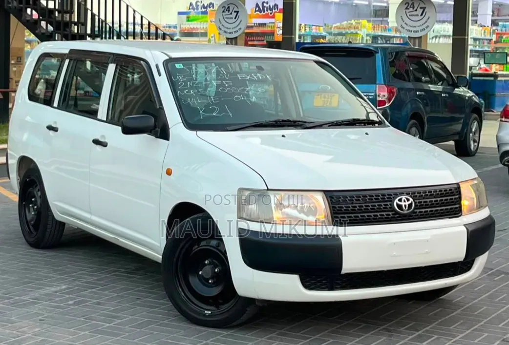 Toyota Probox 2005 White