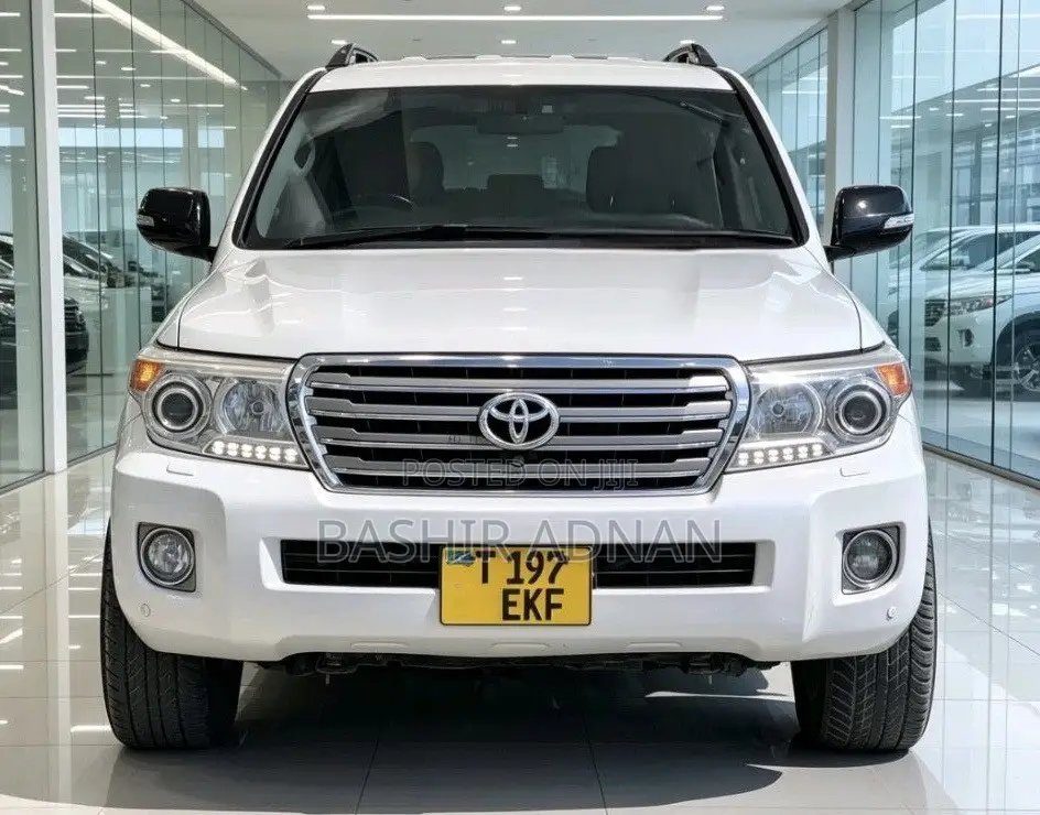Toyota Land Cruiser 2015 Pearl