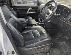 Toyota Land Cruiser 2015 Pearl