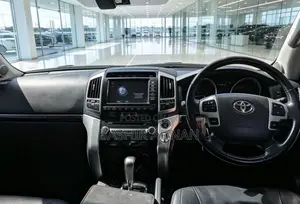Toyota Land Cruiser 2015 Pearl