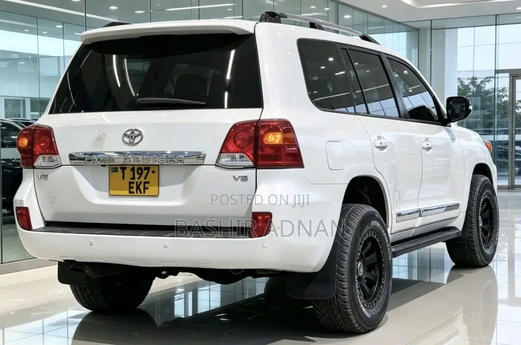 Toyota Land Cruiser 2015 Pearl