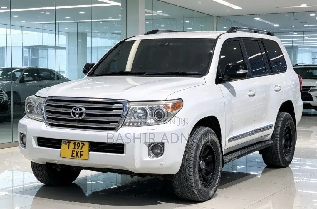 Toyota Land Cruiser 2015 Pearl