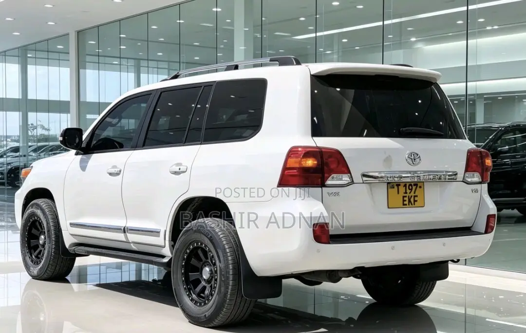 Toyota Land Cruiser 2015 Pearl
