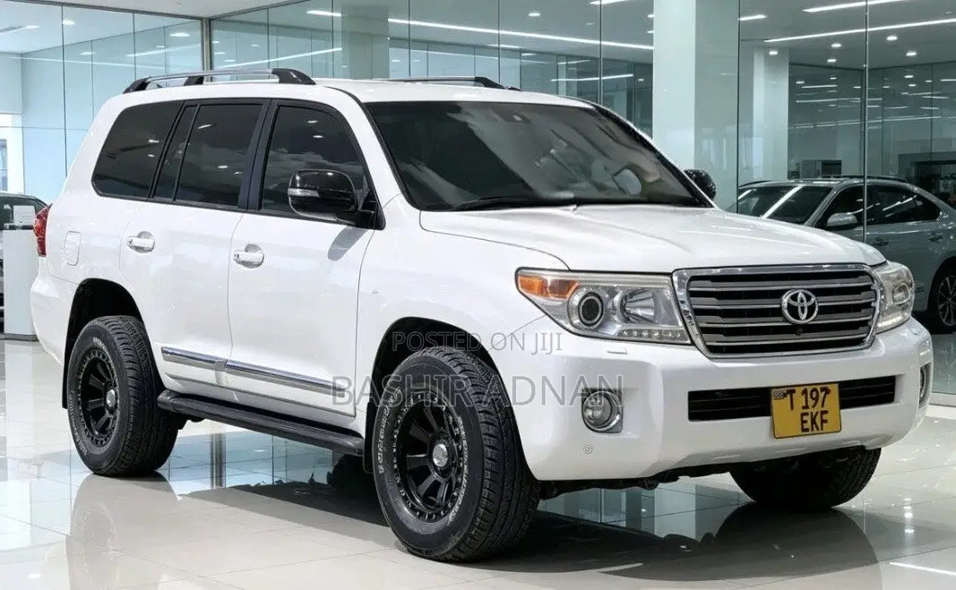 Toyota Land Cruiser 2015 Pearl