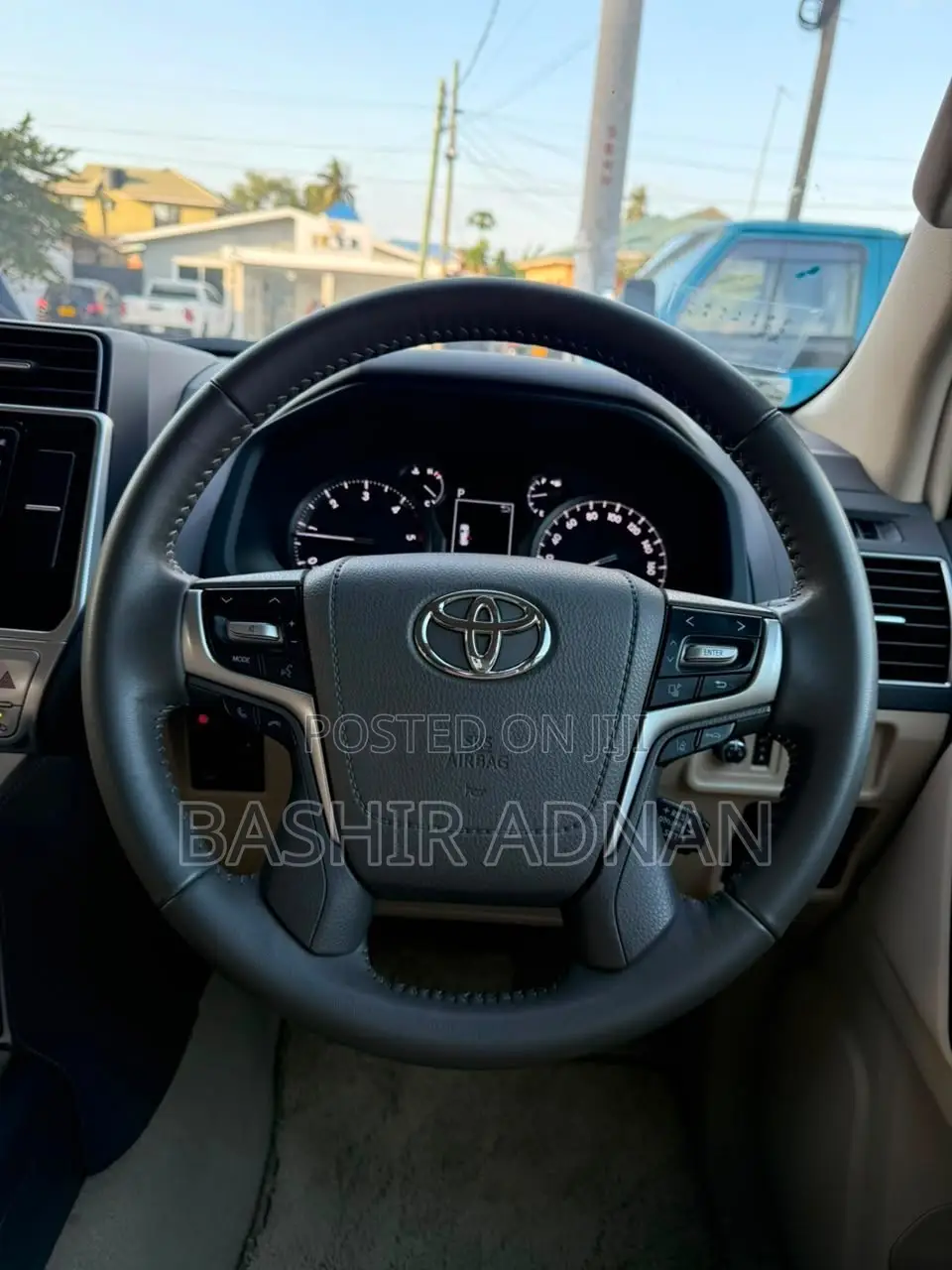 Toyota Land Cruiser Prado 2.8 2023 Off white