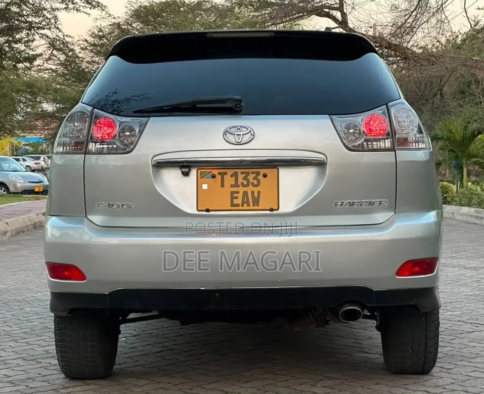 Toyota Harrier 2007 Silver