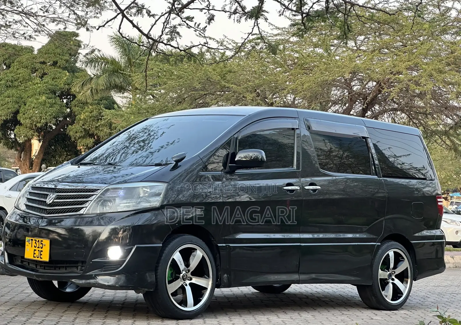 Toyota Alphard 2006 Black