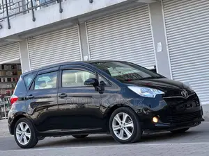 Toyota Ractis 2014 Black