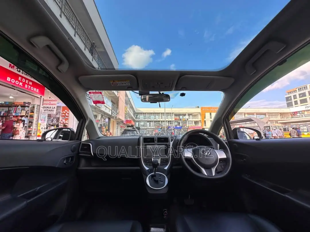 Toyota Ractis 2014 Black