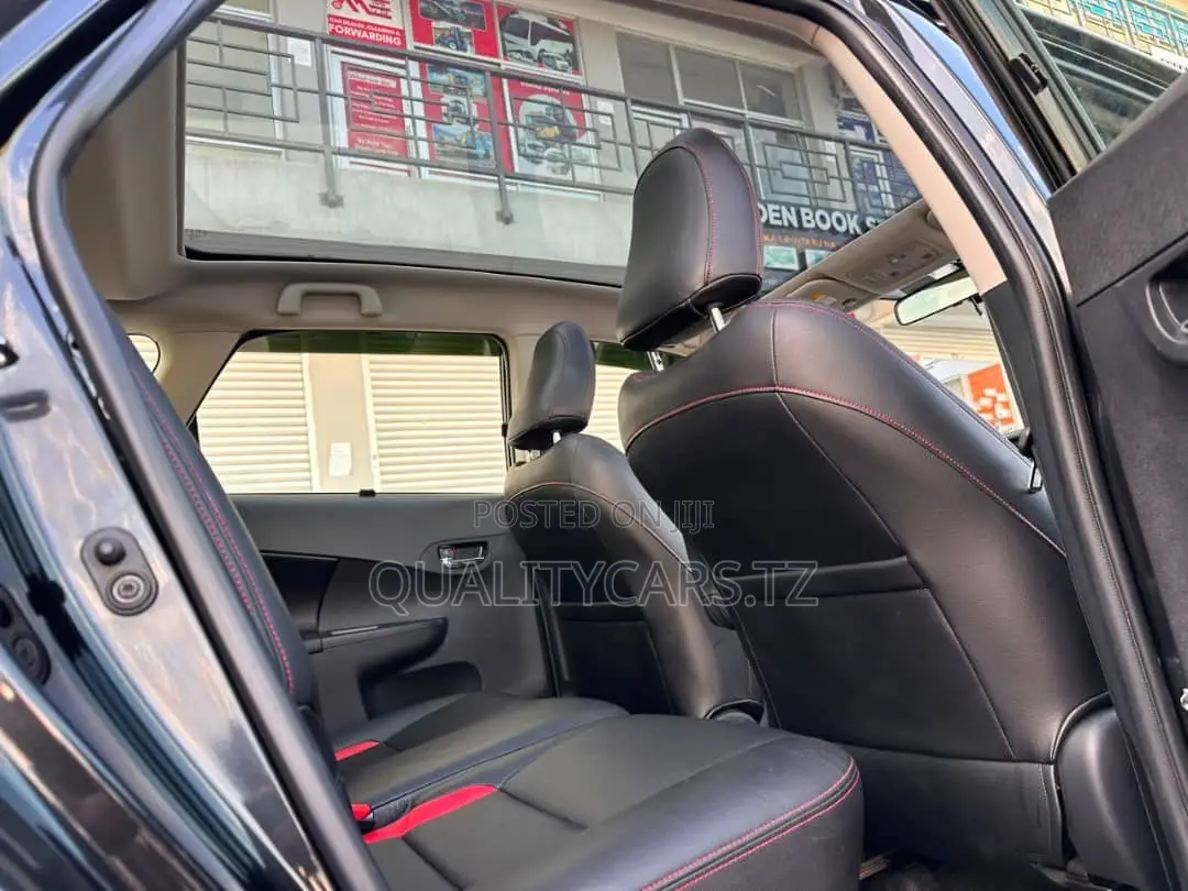 Toyota Ractis 2014 Black