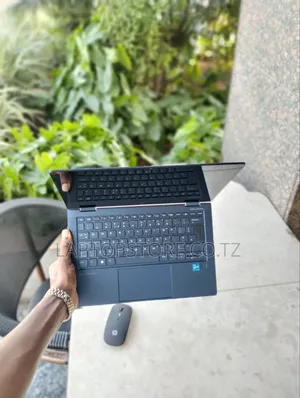 Laptop HP Dragonfly G2 8GB Intel Core i7 SSD 512GB
