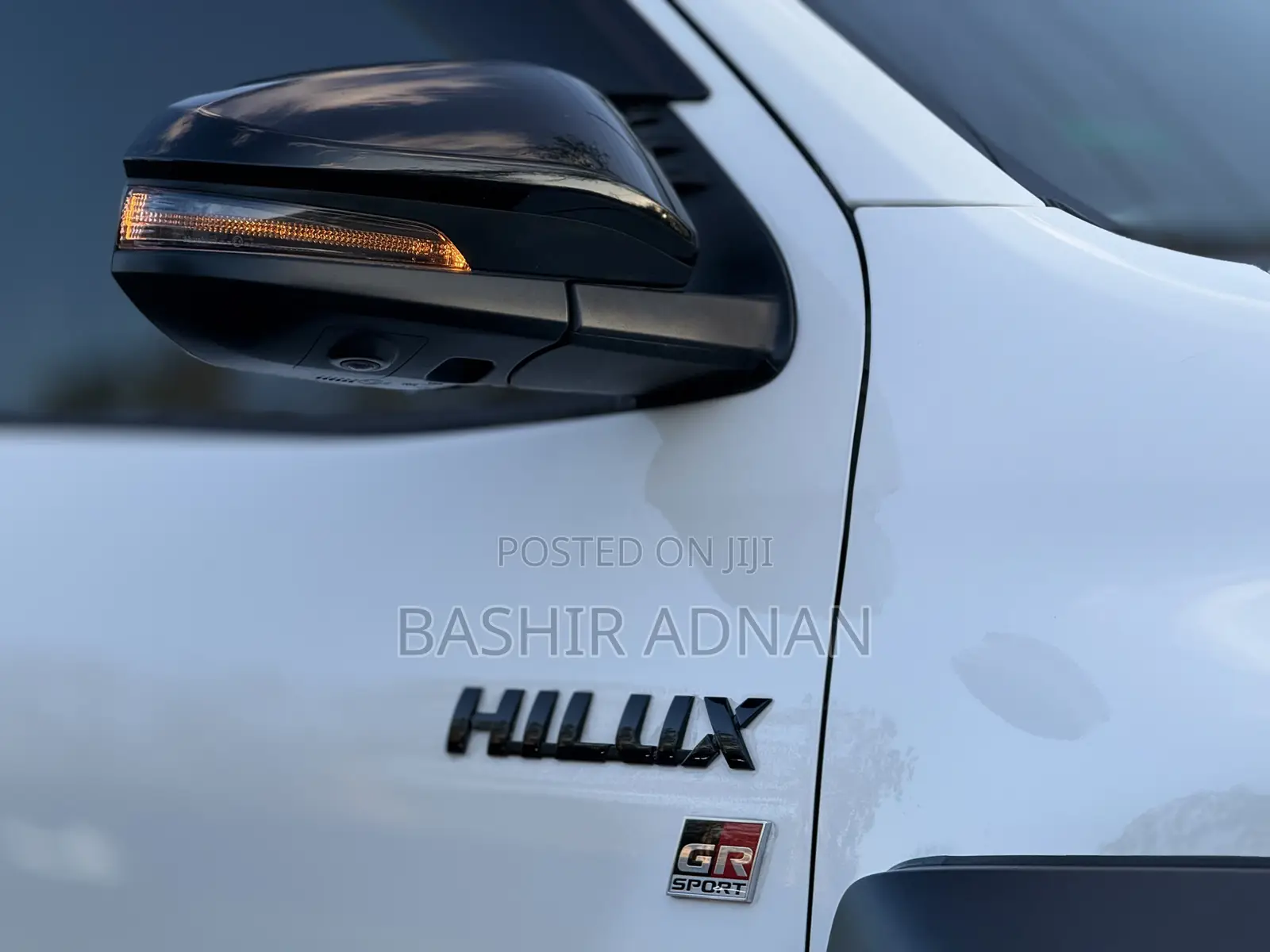 Toyota Hilux 2025 White