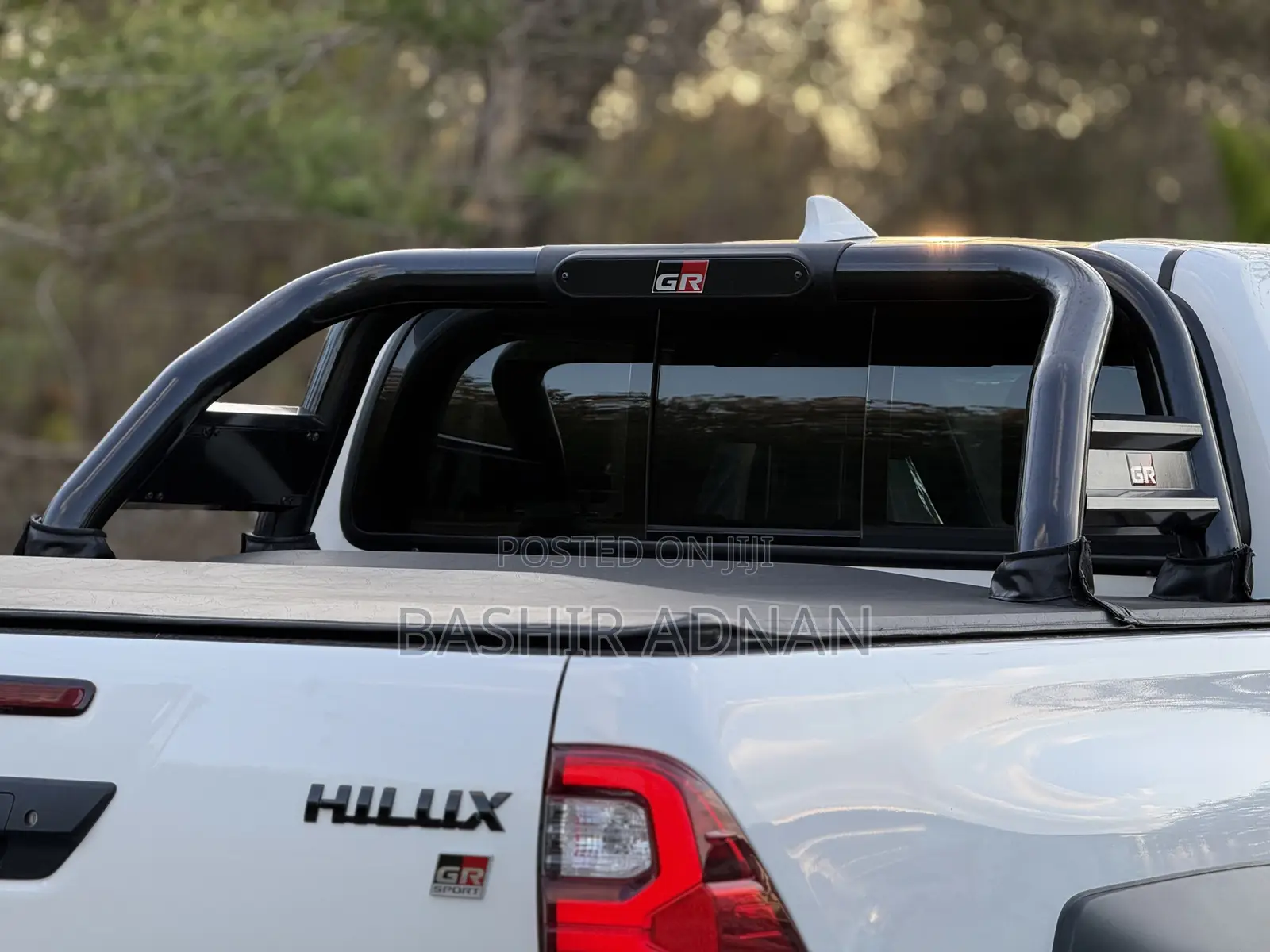 Toyota Hilux 2025 White