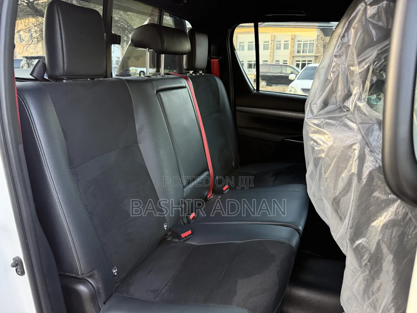 Toyota Hilux 2025 White