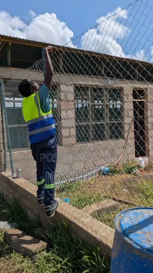 Fensi Au Fence Imara Seng'enge Pia Zipo