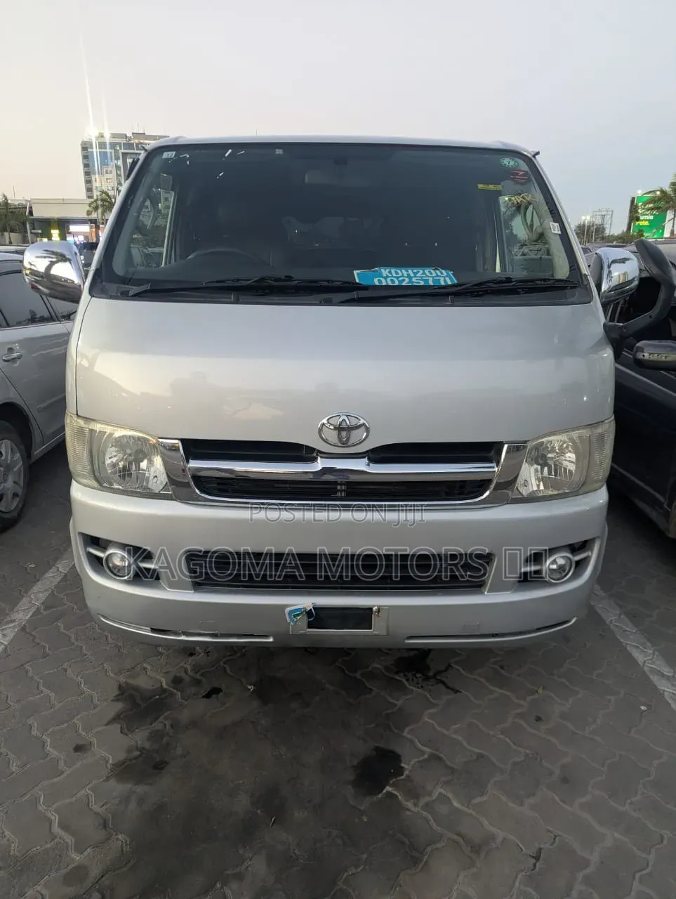 Toyota Quantum 2005 Silver
