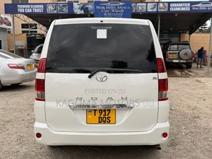 Toyota Noah 2008 White