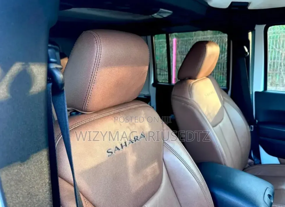 Jeep Wrangler 2017 Off white