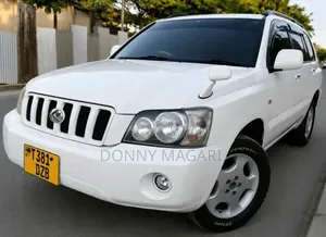 Toyota Kluger 2006 White