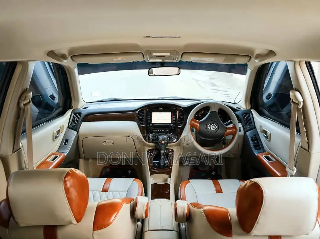 Toyota Kluger 2006 White