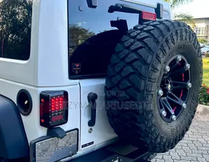 Jeep Wrangler 2017 Off white