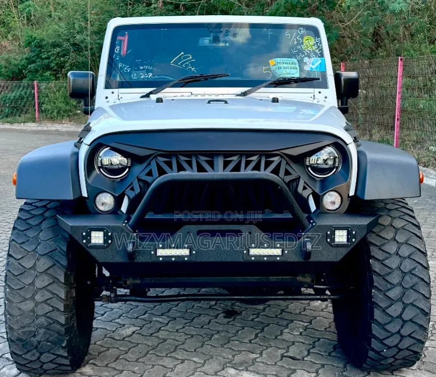 Jeep Wrangler 2017 Off white