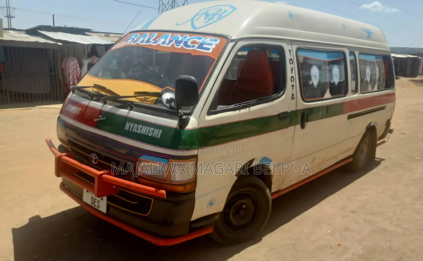 Toyota HiAce 2006 Beige
