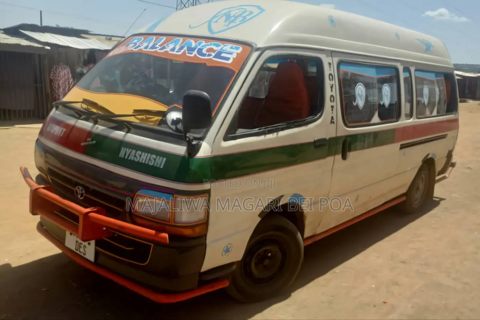 Toyota HiAce 2006 Beige
