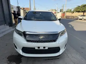 Toyota Harrier 2.0 2016 White