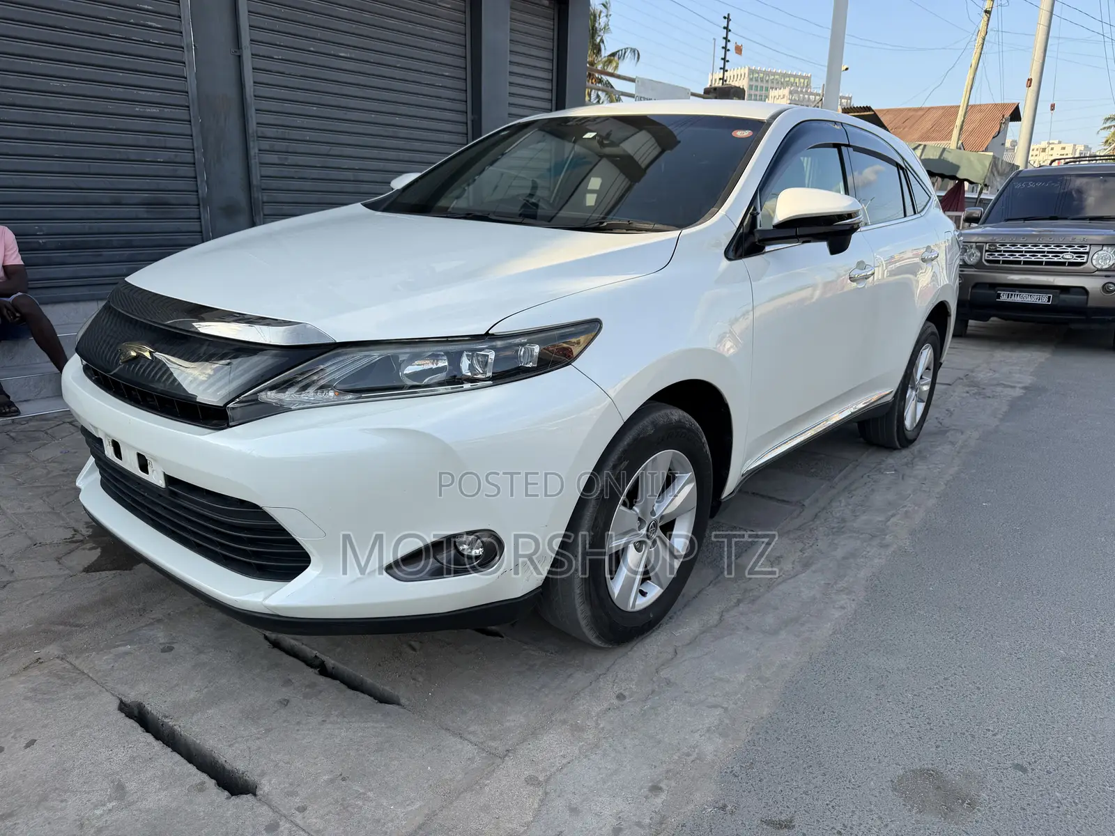 Toyota Harrier 2.0 2016 White