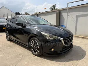 Mazda Demio 2016 Black