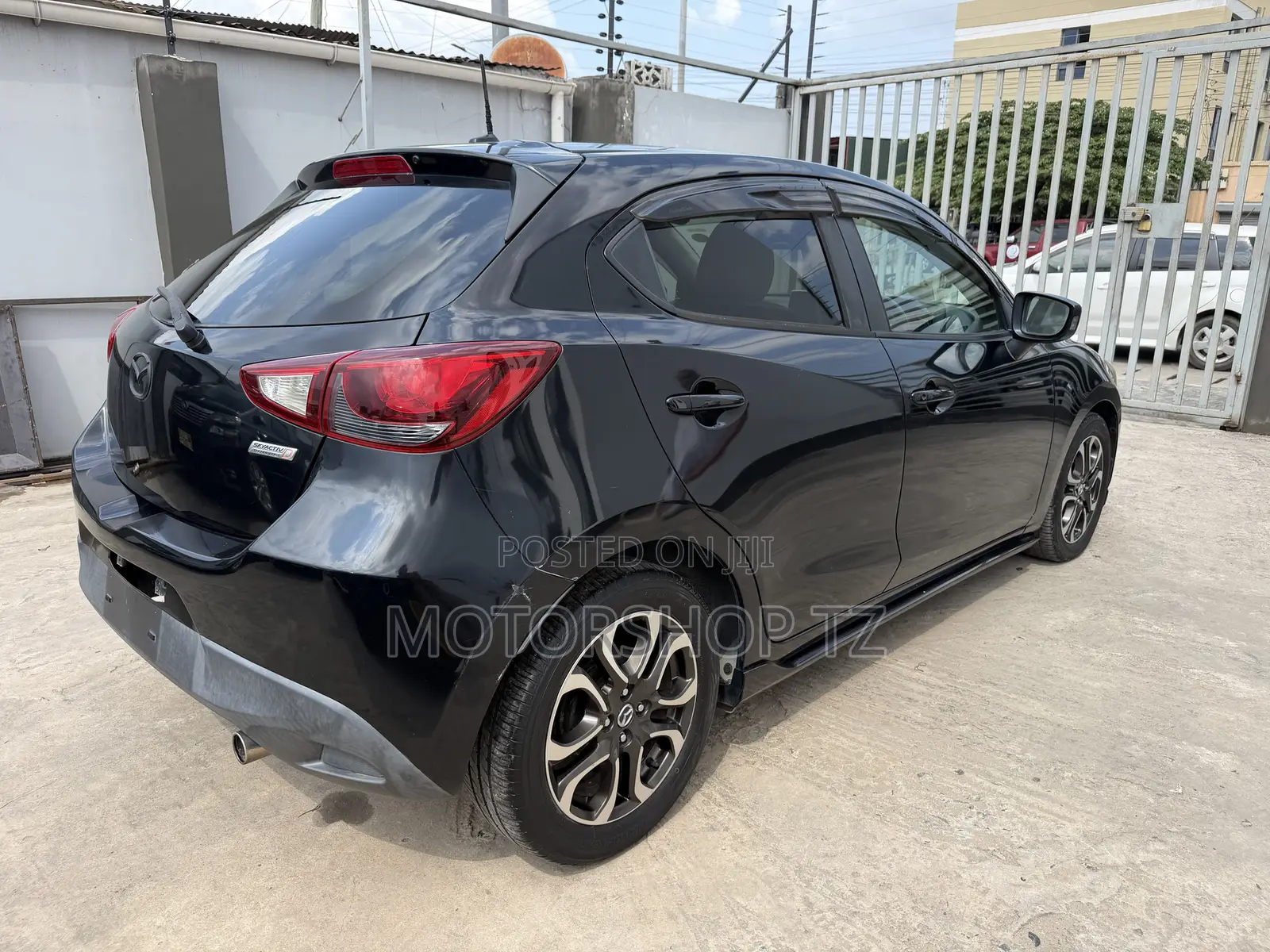 Mazda Demio 2016 Black