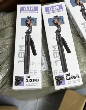 Q16 Smart Tracking Tripod Stand