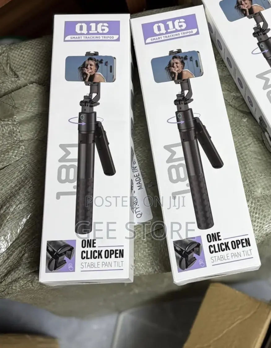 Q16 Smart Tracking Tripod Stand