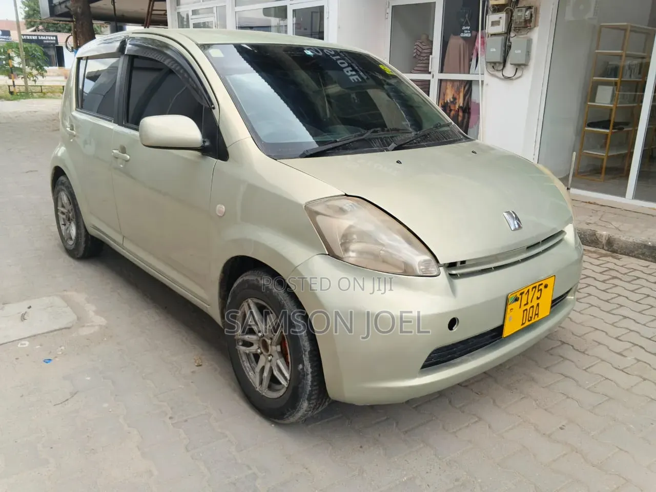 Toyota Passo 2005 Silver