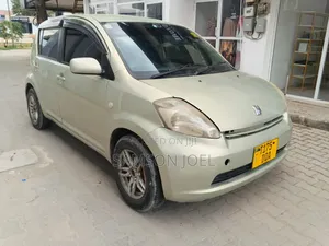 Toyota Passo 2005 Silver