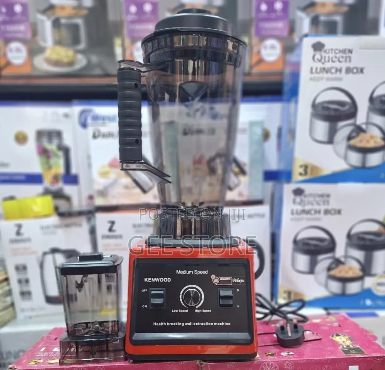 Heavy-Duty Kenwood Multifunctional Blender and Grinder