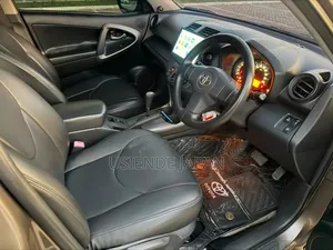 Toyota RAV4 2010 Brown