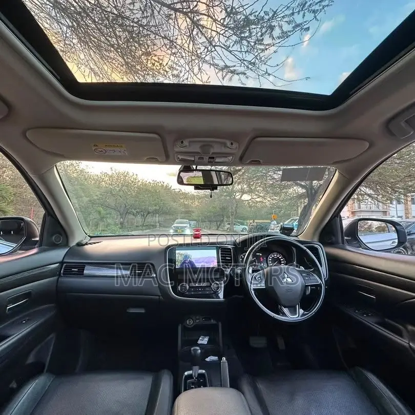 Mitsubishi Outlander 2015 Silver