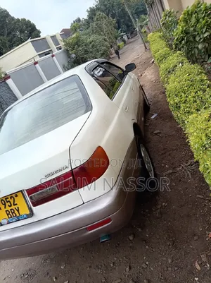 Toyota Premio 2001 White