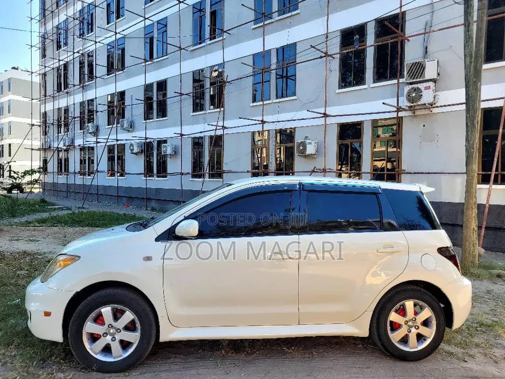 Toyota IST 2005 Pearl